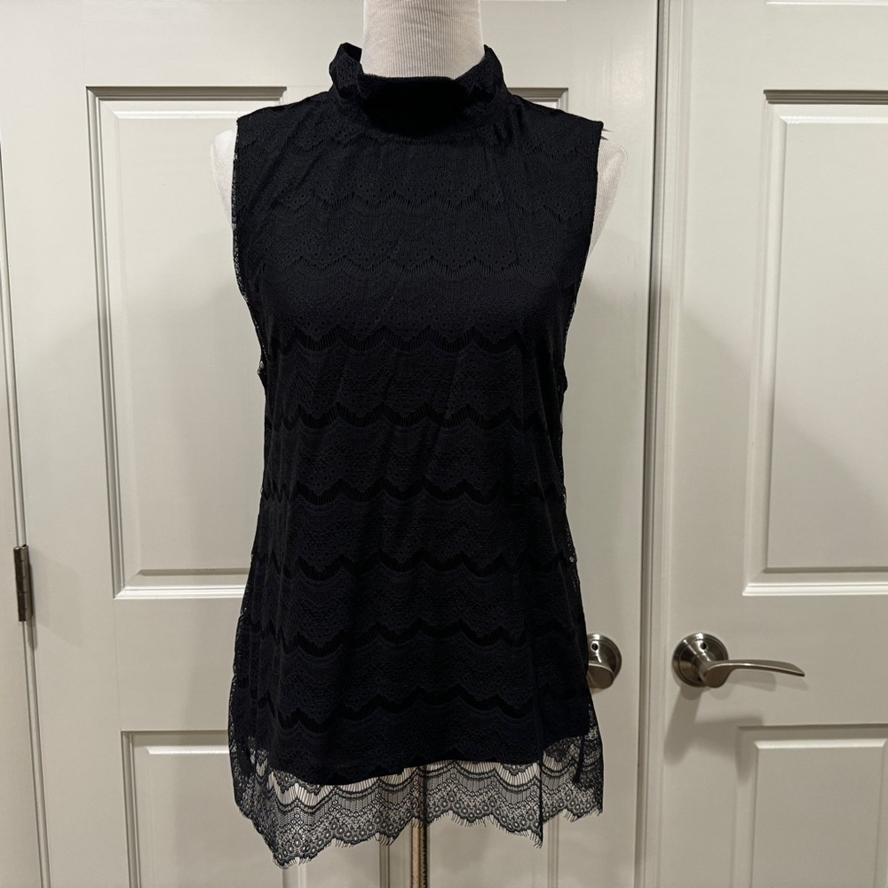 Banana Republic NWT black lace blouse L